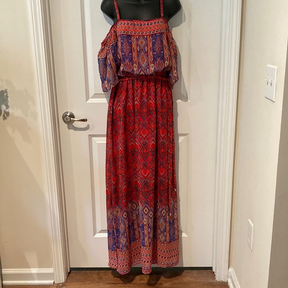 LIKE NEW RED MAXI DRESE